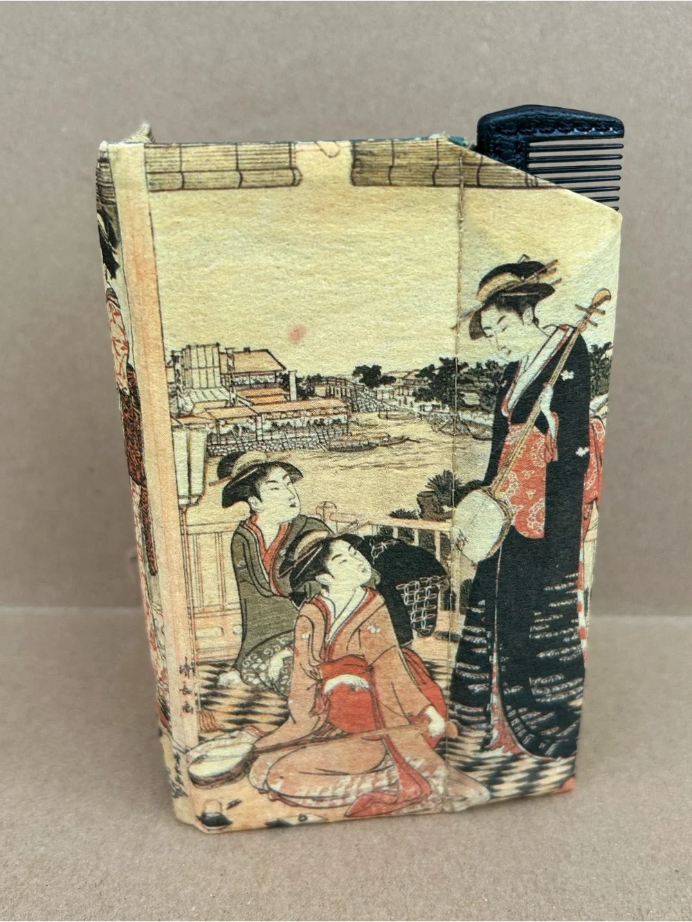 Vintage Zemliya Geisha Pocket Vanity Paper Wallet w/ Mirror Comb Tissues New